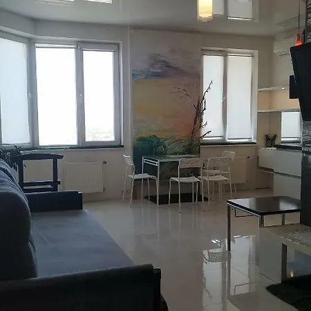White Studio 21 Odessa